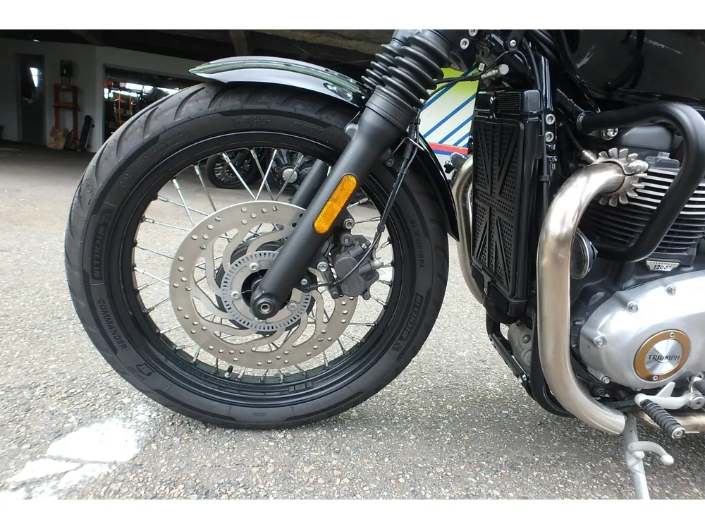 Triumph Bonneville Bo Bar 2017, чёрный, фото 15