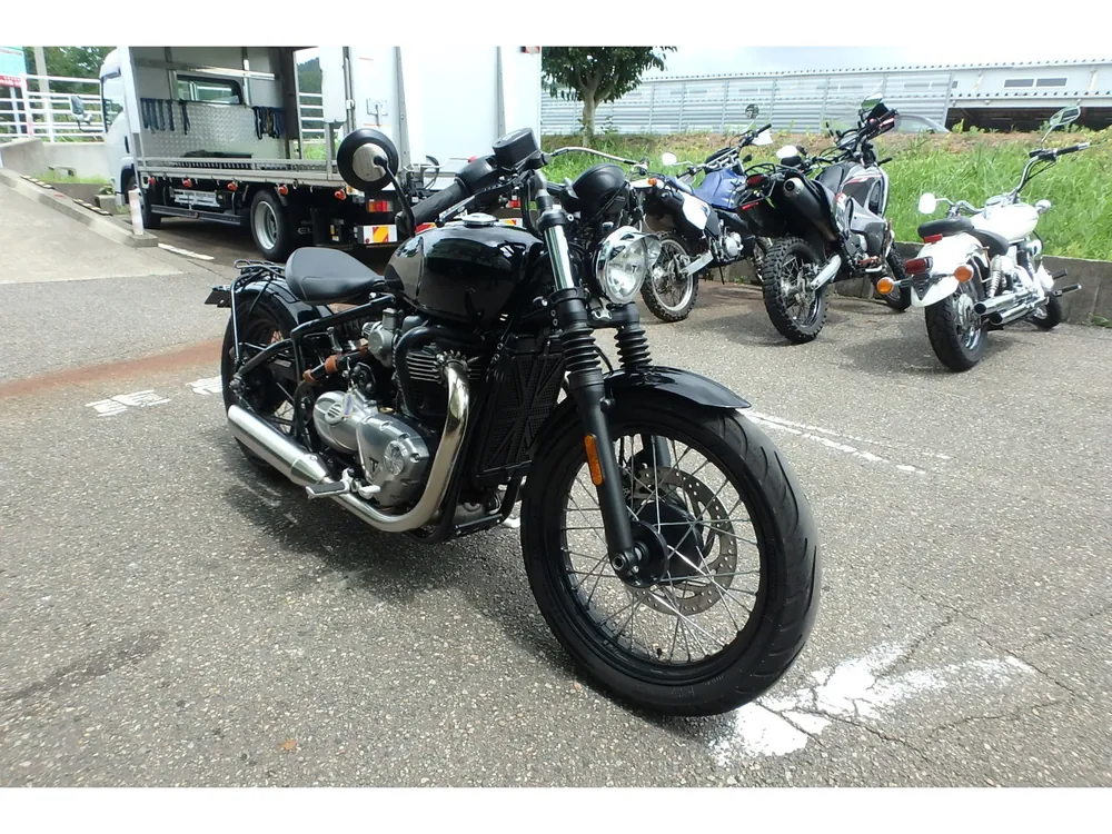 Triumph Bonneville Bo Bar 2017, чёрный, фото 3