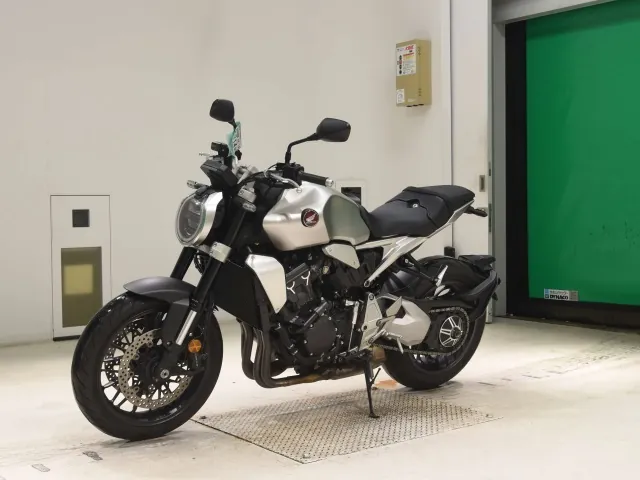 Honda CB1000R 2022, matt silver, фото 4