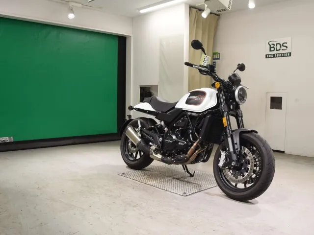 Harley-Davidson X500 2023, белый, фото 3