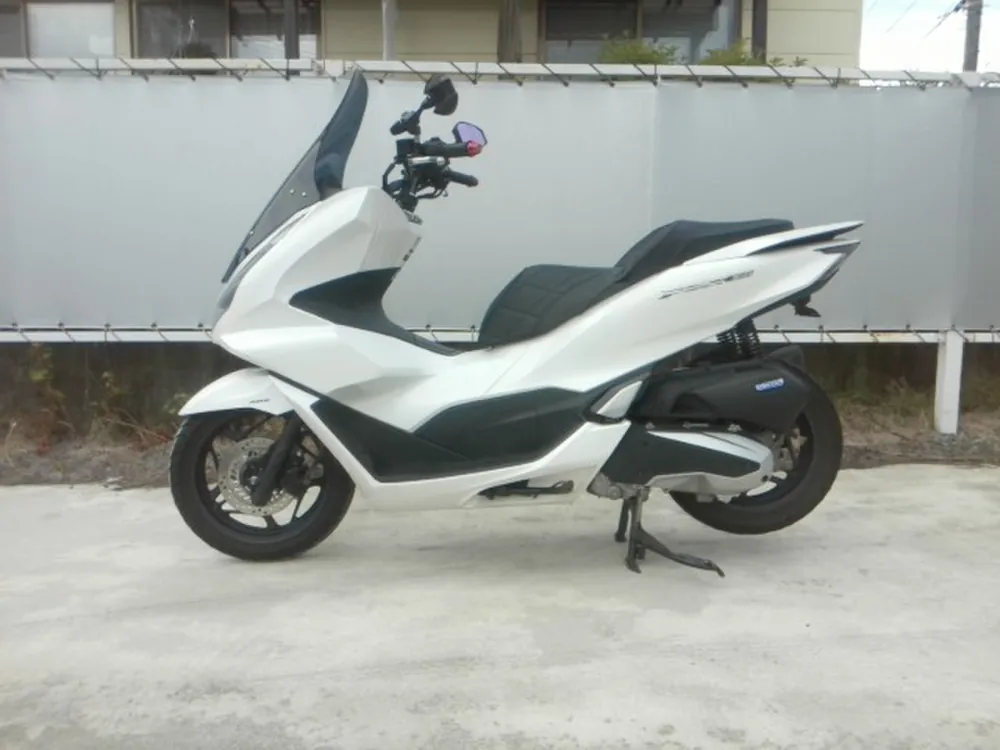 Honda PCX 2023, белый, фото 2