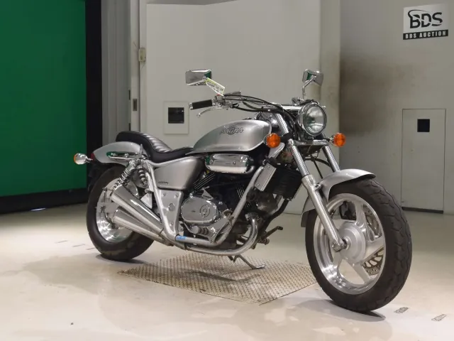 Honda V-Twin Magna 250, серебристый, фото 3