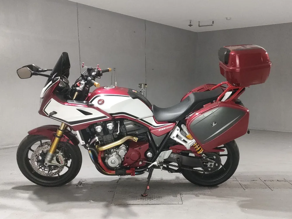 Honda CB1300 2020, white / red, фото 2
