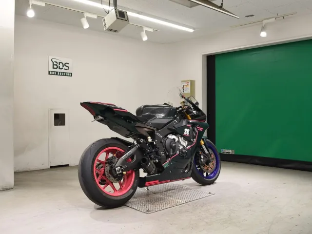 Yamaha YZF-R1 2016, зелёный, фото 5