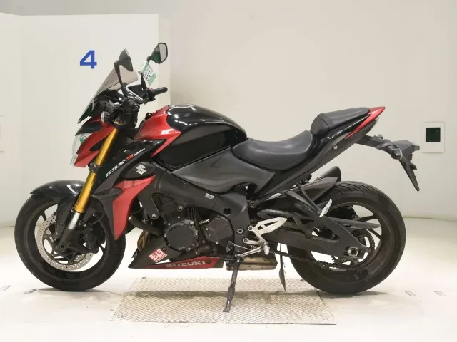 Suzuki GSX-S1000F 2015, red | black, фото 2