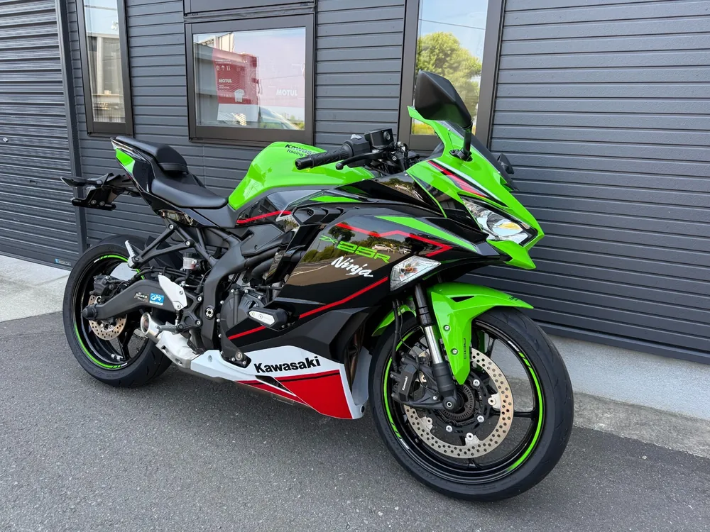 Kawasaki Ninja ZX-25R, lime / black, фото 2