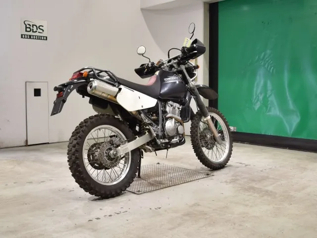 Suzuki DR250R, чёрный, фото 5