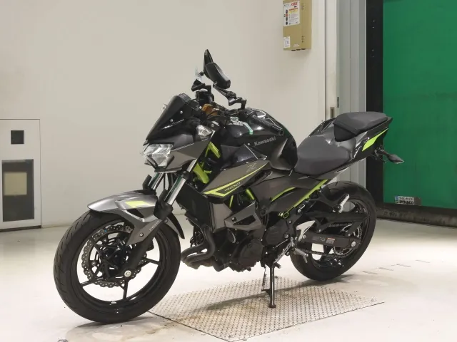 Kawasaki Z400 2023, чёрный, фото 4