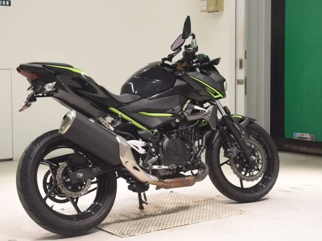Kawasaki Z400 2023, чёрный, фото 5