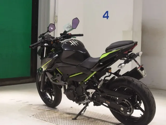 Kawasaki Z400 2023, чёрный, фото 6