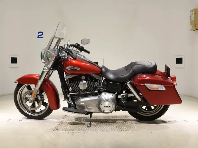 Harley-Davidson FLD1580 2011, красный, фото 2