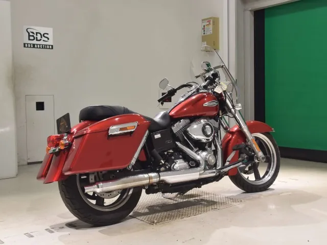 Harley-Davidson FLD1580 2011, красный, фото 5