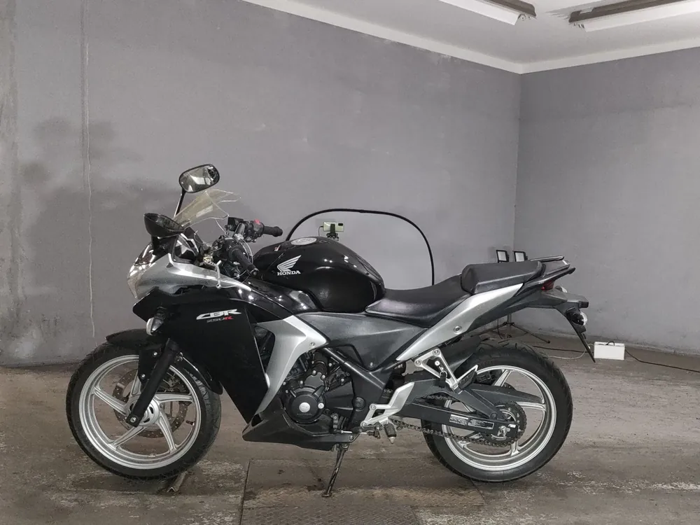Honda CBR250R MC41 из Японии, фото 2