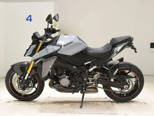 Suzuki GSX-S1000GX 2022, light blue, фото 2