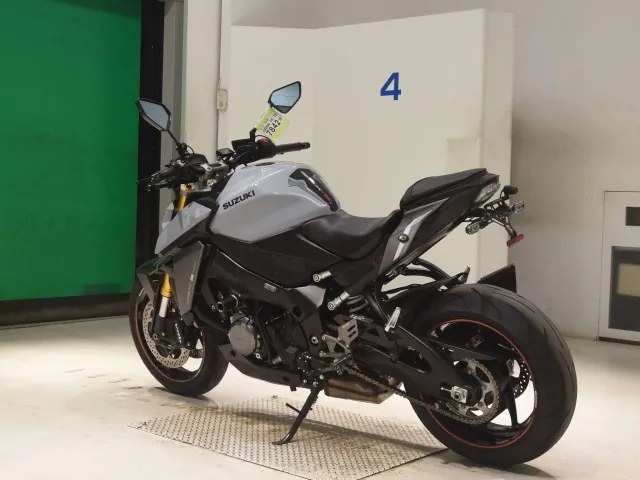 Suzuki GSX-S1000GX 2022, light blue, фото 6