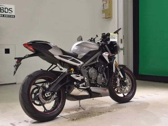 Triumph Street Triple RS 2021, gunmetal, фото 5