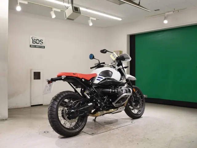 BMW R nineT urban G/S 2018, white | red, фото 5