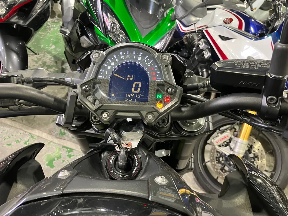 Kawasaki Z900-2 2018, серый, фото 5