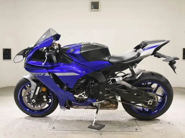 Yamaha YZF-R1M 2020, синий, фото 2