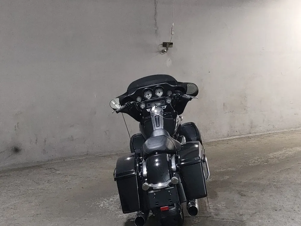 Harley-Davidson FLHX1690 2013, чёрный, фото 4