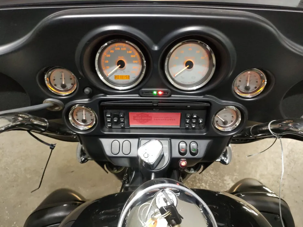 Harley-Davidson FLHX1690 2013, чёрный, фото 5