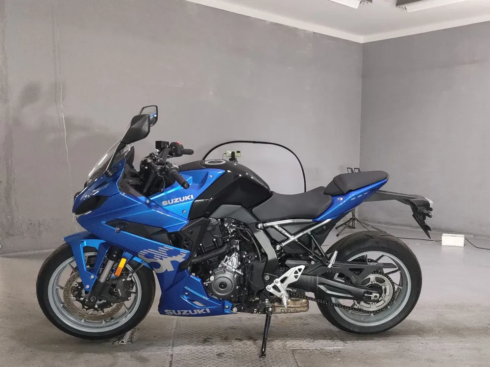 Suzuki Gsx-8T 2024, black / blue, фото 2