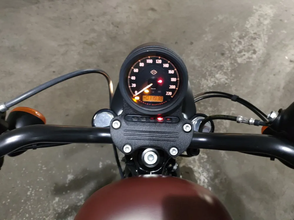 Harley-Davidson XL883N 2017, красный, фото 5