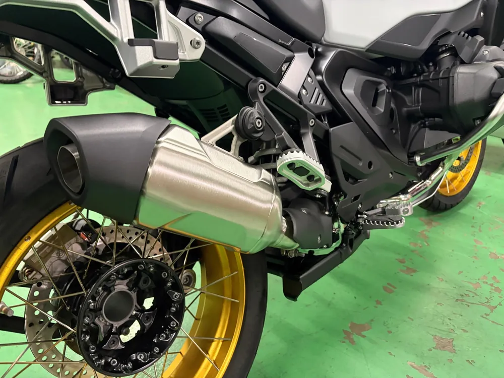 BMW R1300Gs Adv Asa 2026, tricolor color, фото 8
