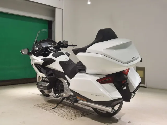 Honda GL1800 2026, белый, фото 6