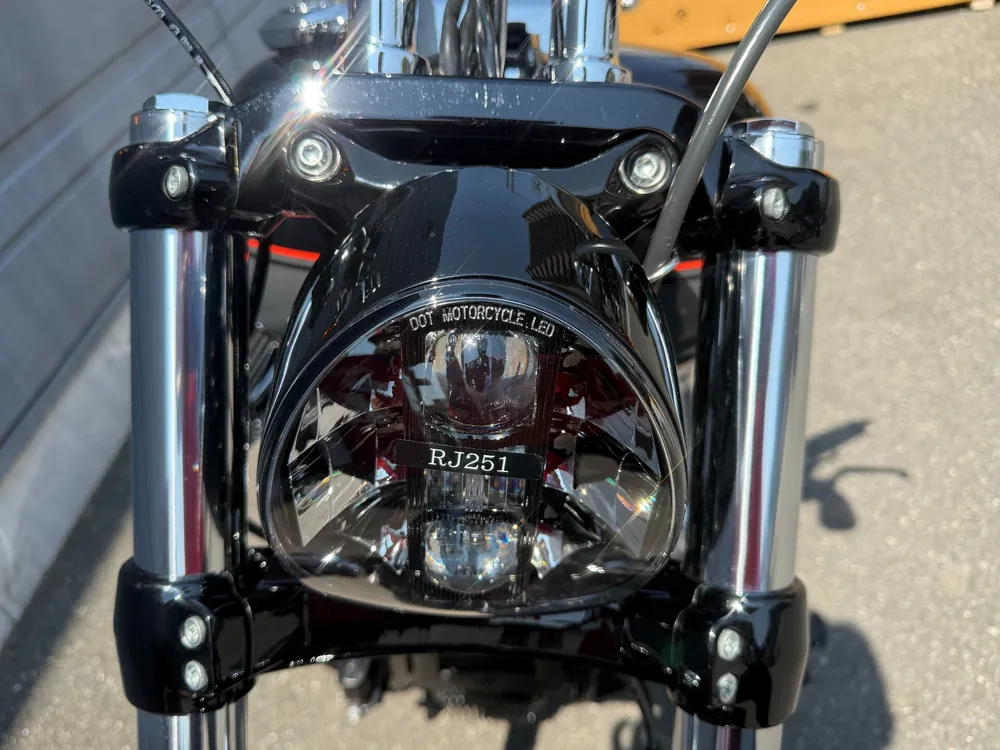 Harley-Davidson FXBR 2024, чёрный, фото 4
