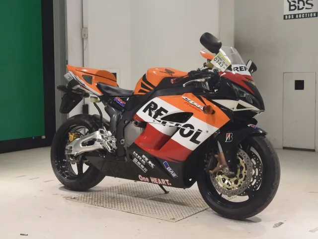Honda CBR1000RR 2005, белый, оранжевый, фото 3