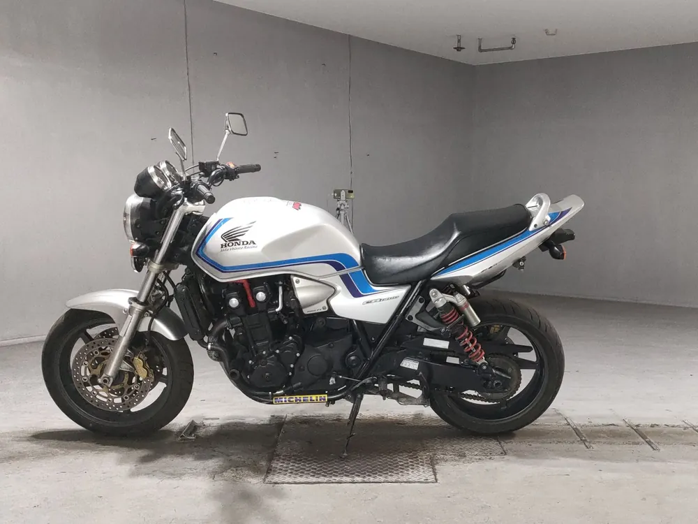 Honda CB1300 2004, серебристый, фото 2