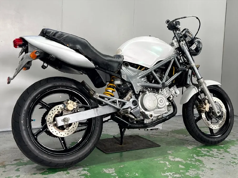 Honda VTR250 2003, фото 3
