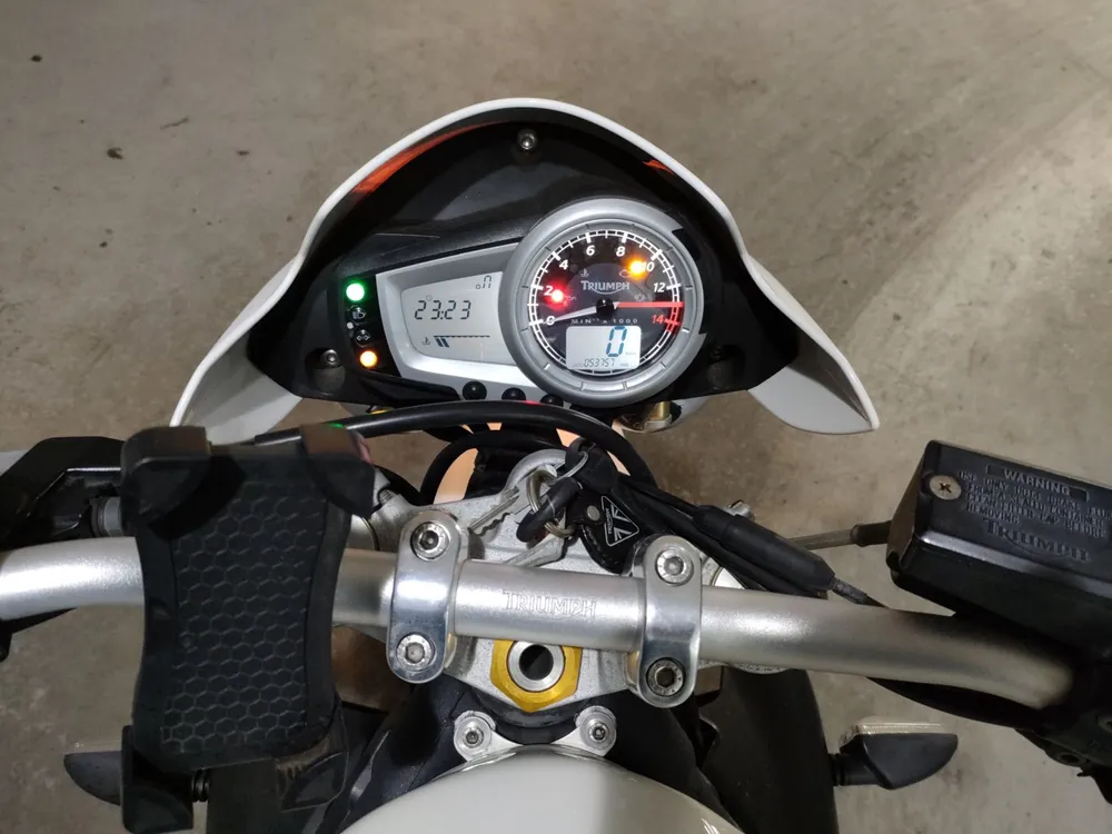 Triumph Street Triple 2008, белый, фото 5