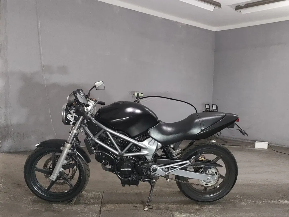 Honda VTR250 MC33, чёрный, фото 2