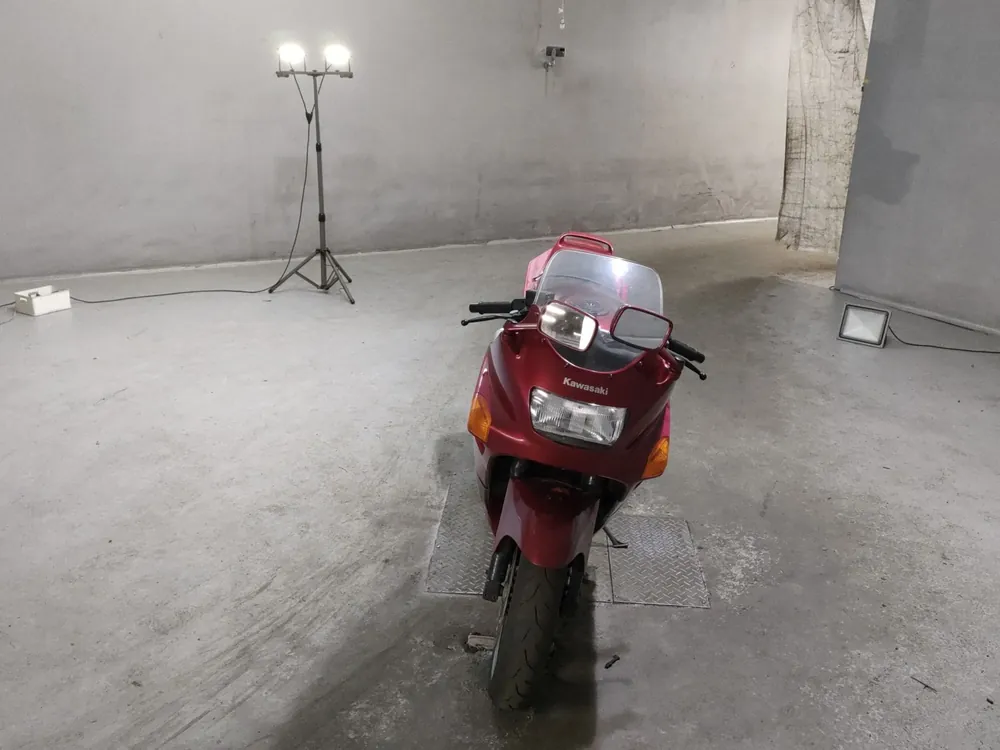 Kawasaki ZZR400 1991, белый, фото 3