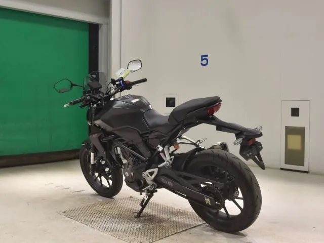 Honda CB250R MC52, matt black, фото 6