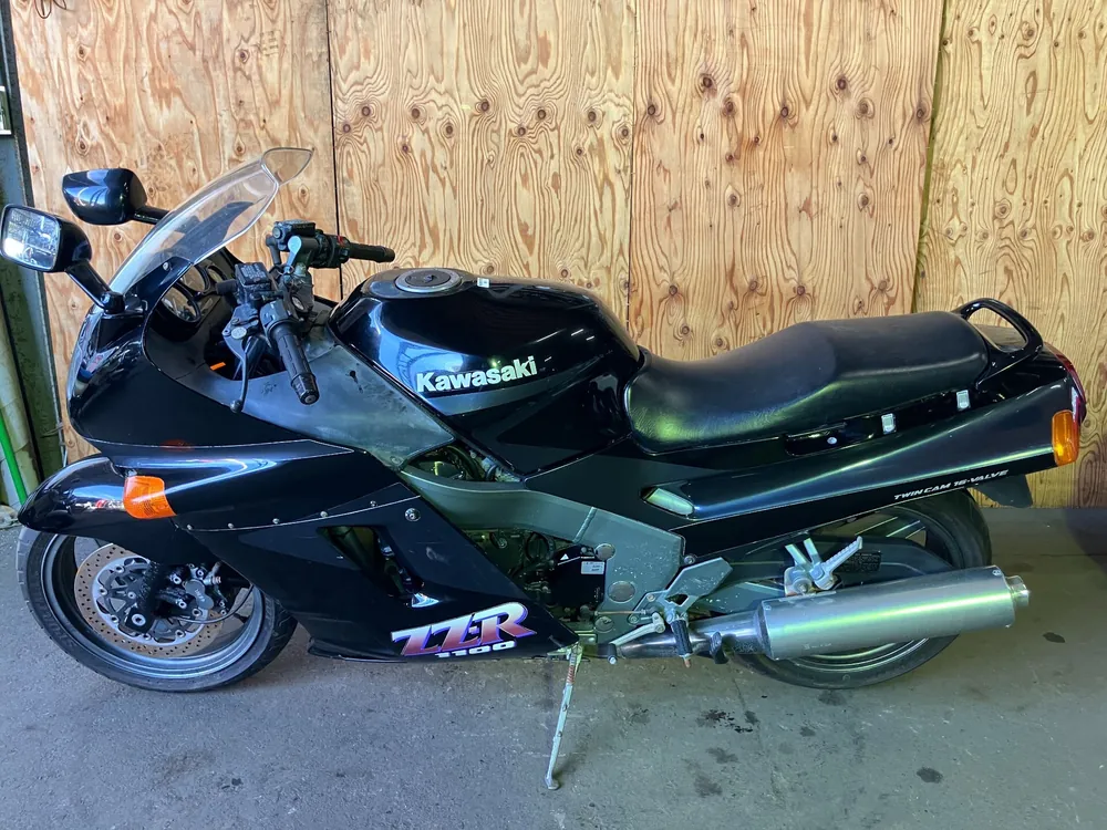 Kawasaki ZZ-R1100 1991, чёрный, фото 2