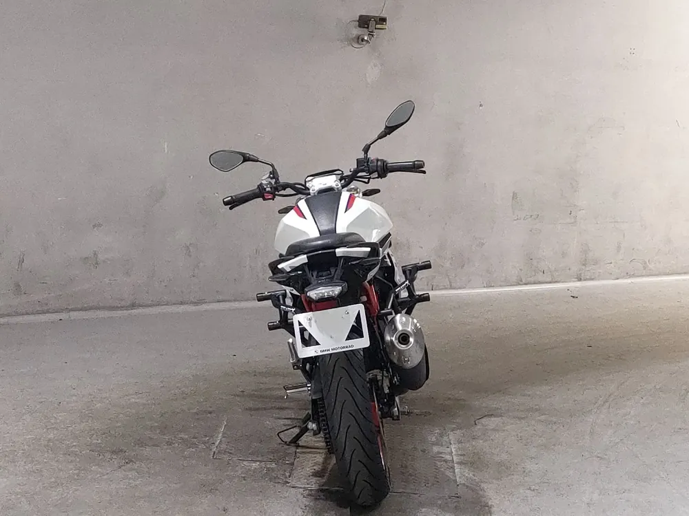BMW G310R 2022, красный, фото 4