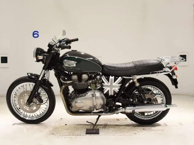 Triumph Bonneville 2005, black | green, фото 2