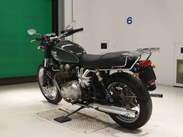 Triumph Bonneville 2005, black | green, фото 6