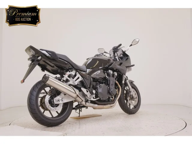 Honda CB1300 2026, чёрный, gunmetal, фото 5