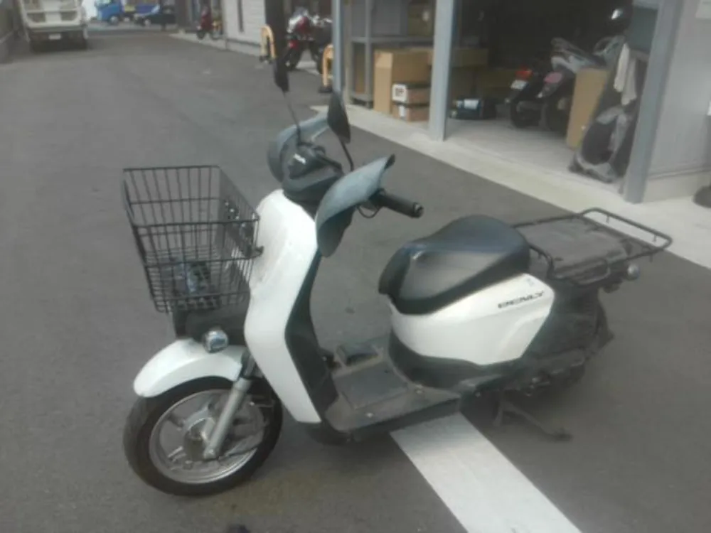 Honda Benly50 2022, красный, фото 2