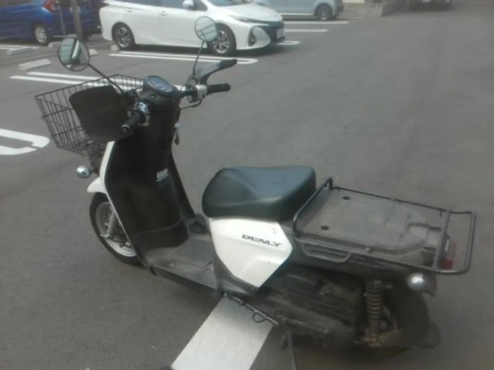 Honda Benly50 2022, красный, фото 4