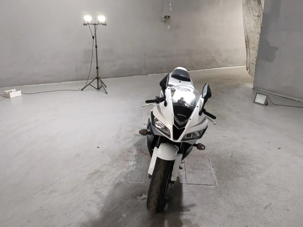 Honda CBR600RR 2008, white/gray, фото 3