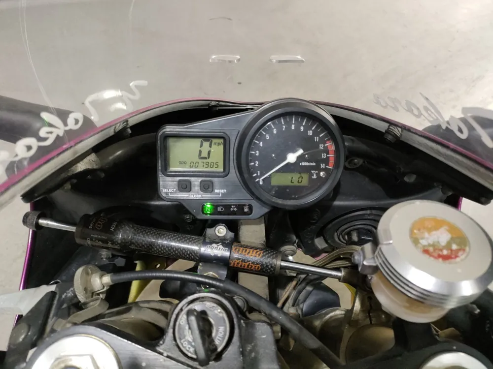 Yamaha YZF-R1 1999, yellow / pink, фото 5