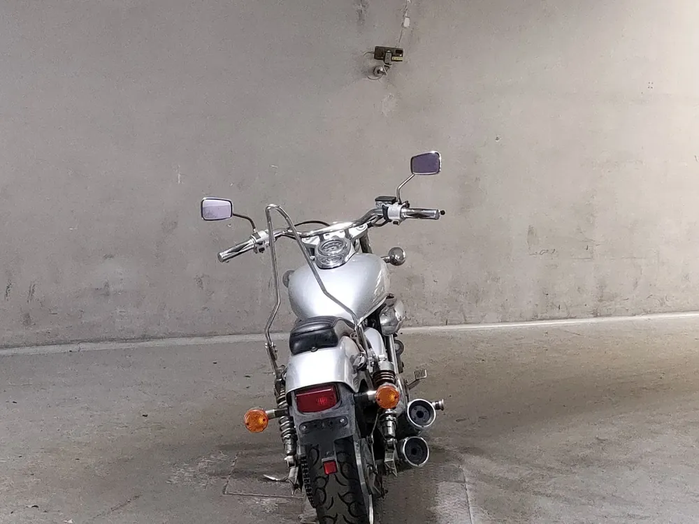 Honda V-Twin Magna 250, золотистый, фото 4
