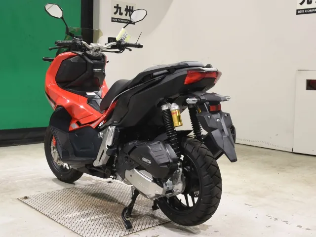 Honda ADV150, красный, фото 6
