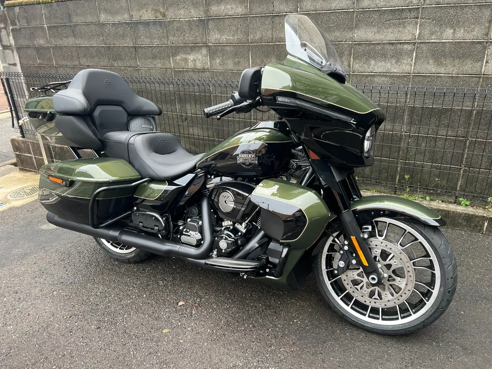 Harley-Davidson FLHXL 2026, green / black, фото 3