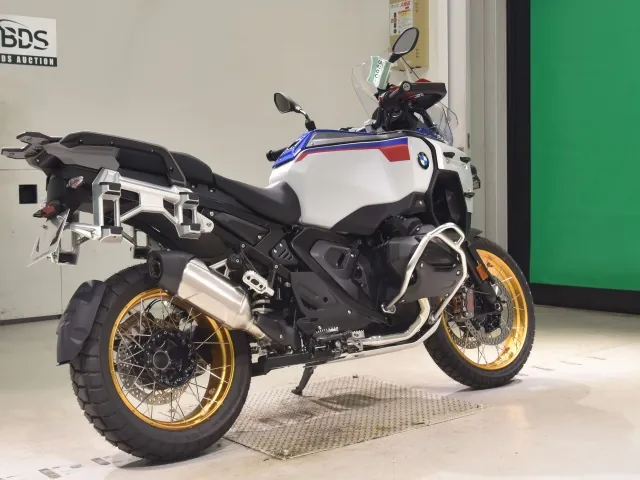 BMW R1300Gs Adv Asa 2026, white | blue, фото 5